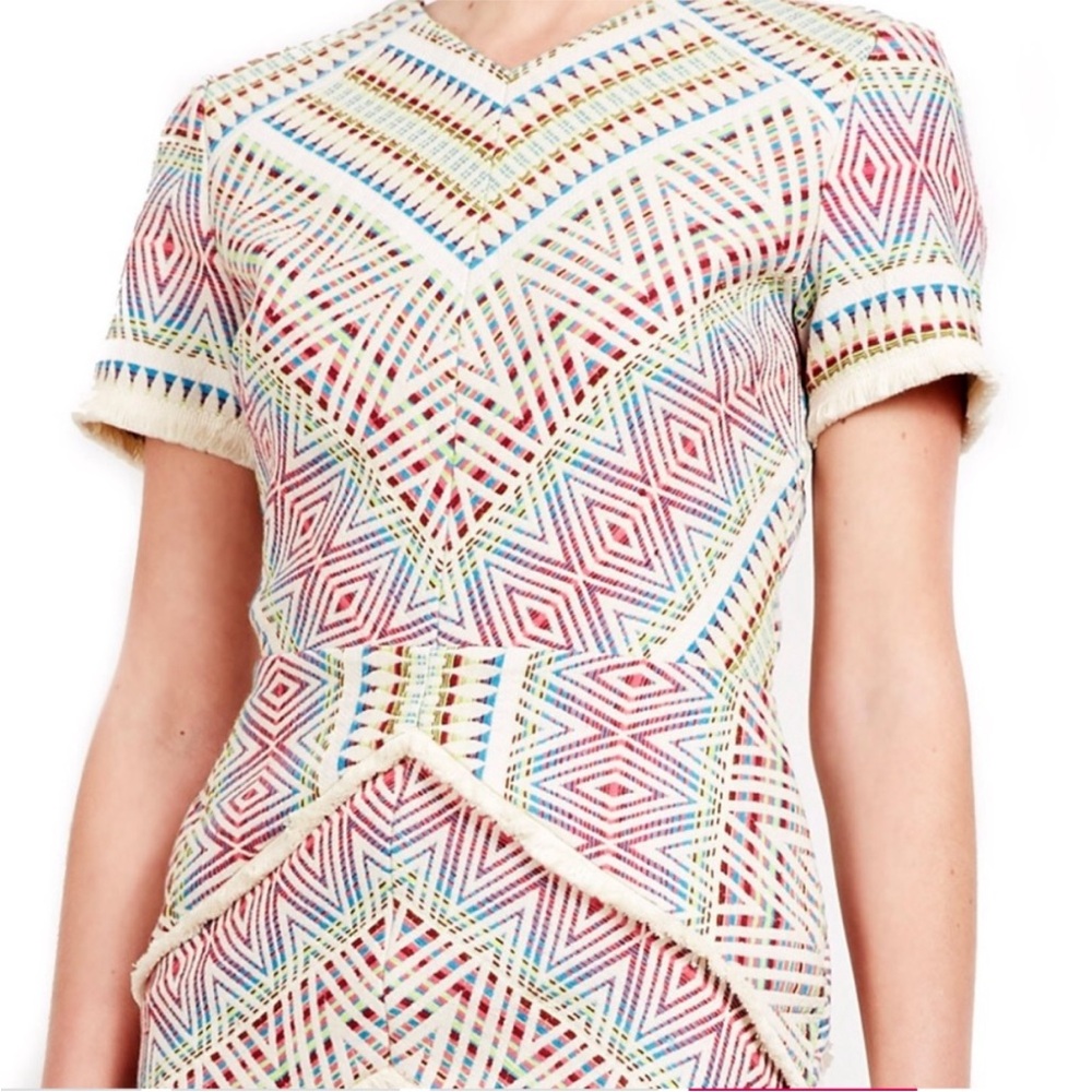 Adelyn Rae Geometric Patterned Short Sleeve shift Dress - Picture 3 of 10
